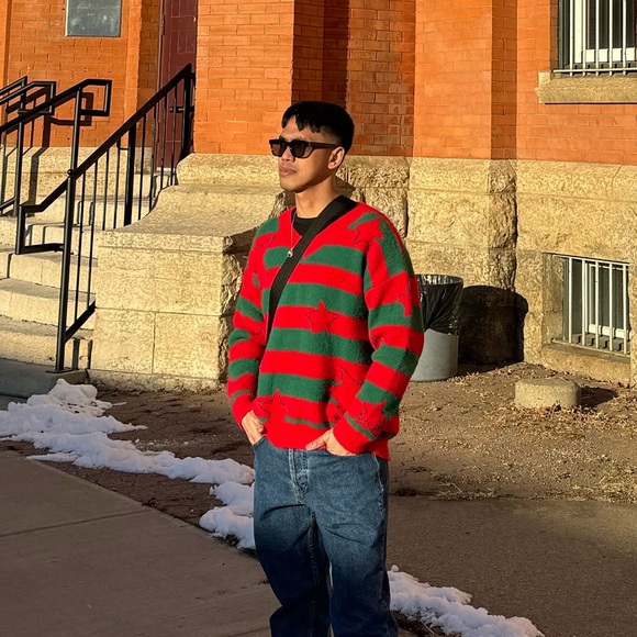 Christmas Sweater | Worn Once 🙂 - Picture 3 of 3